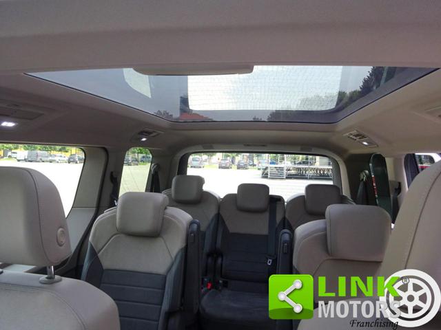 VOLKSWAGEN Multivan usata, con Bluetooth