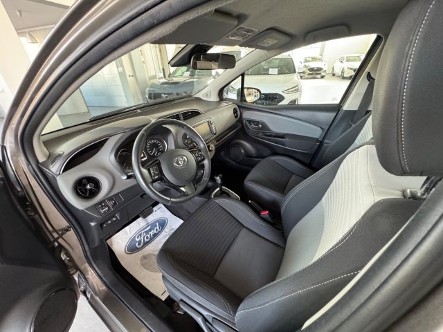 TOYOTA Yaris usata, con Fendinebbia