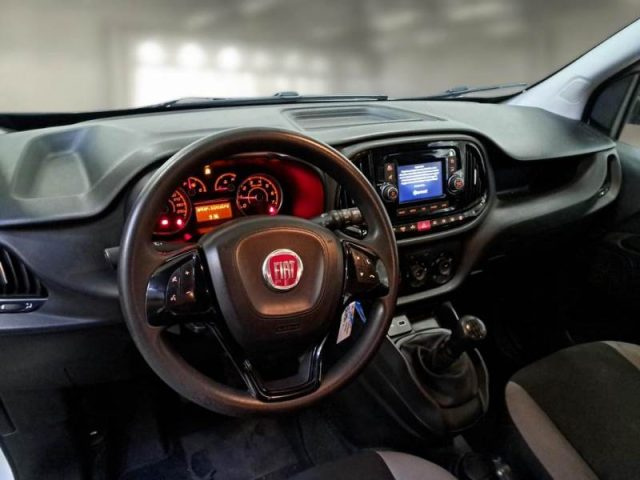 FIAT Doblo usata, con Airbag Passeggero