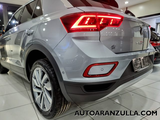 VOLKSWAGEN T-Roc usata, con Autoradio digitale