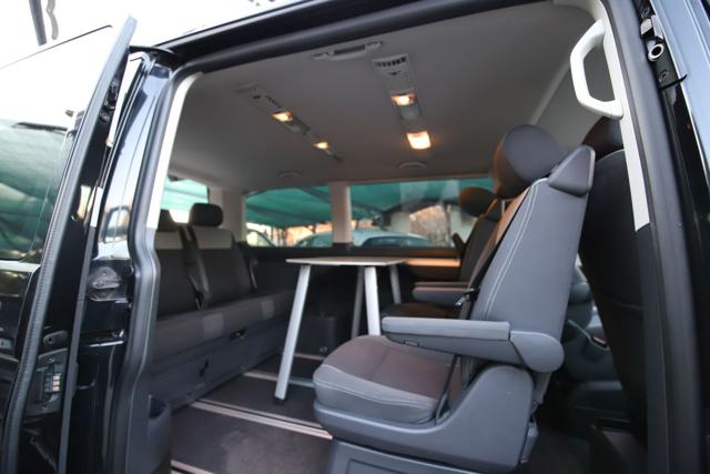 VOLKSWAGEN Multivan usata, con Airbag laterali