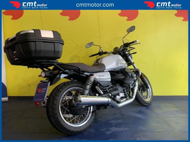 MOTO GUZZI V7 usata 3