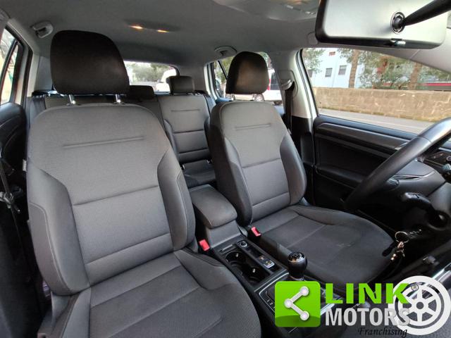 VOLKSWAGEN Golf usata, con MP3