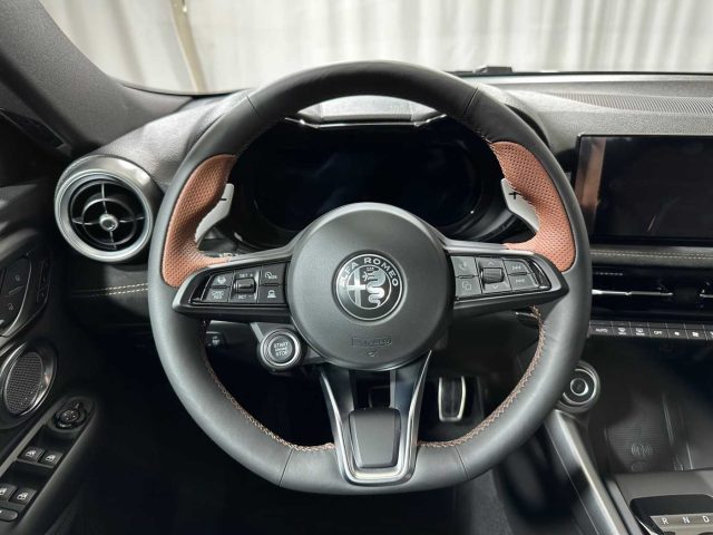 ALFA ROMEO Tonale usata, con Sedile posteriore sdoppiato