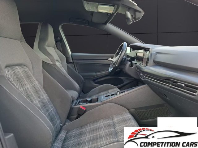 VOLKSWAGEN Golf usata, con Fari LED