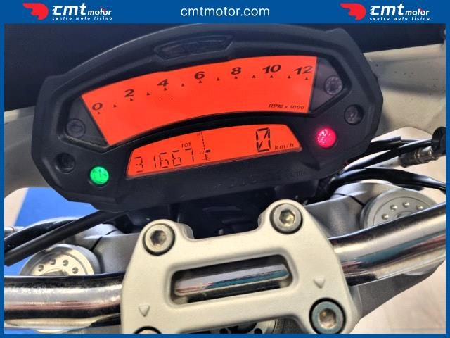 DUCATI Monster 696 usata 4