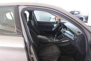 ALFA ROMEO Stelvio usata, con Cerchi in lega