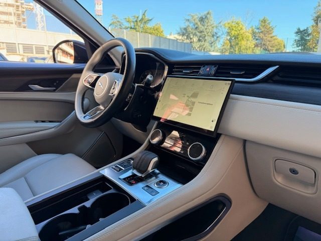 JAGUAR F-Pace usata, con Cruise Control