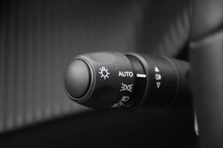 PEUGEOT 2008 usata, con USB