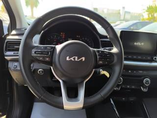 KIA Stonic usata, con Controllo automatico clima