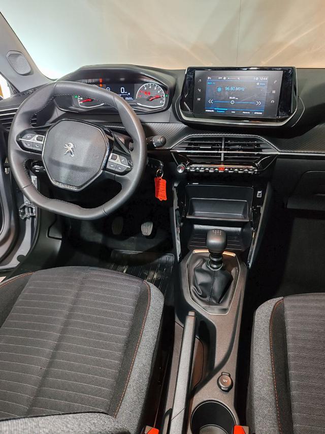 PEUGEOT 2008 usata, con Cruise Control