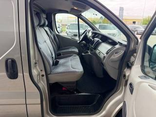 RENAULT Trafic usata, con Specchietti laterali elettrici