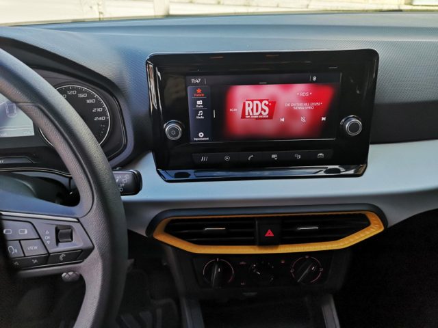 SEAT Arona usata, con Autoradio digitale