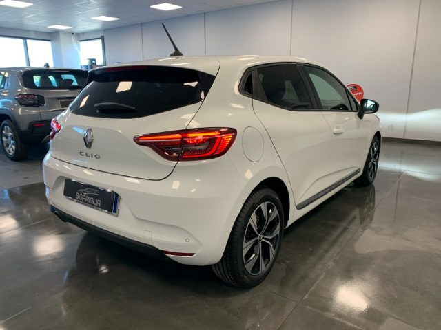 RENAULT Clio usata, con Autoradio