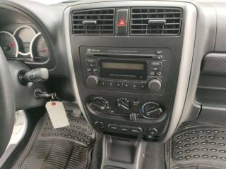 SUZUKI Jimny usata, con Sedile posteriore sdoppiato