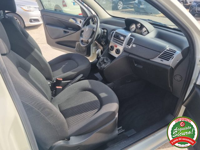 LANCIA Ypsilon usata 11