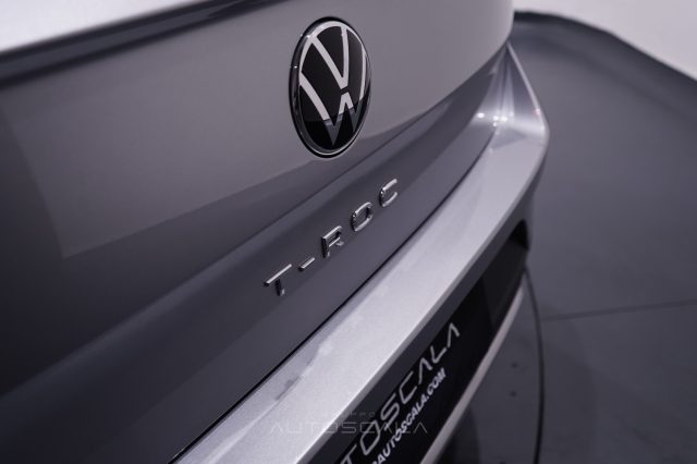 VOLKSWAGEN T-Roc usata 32