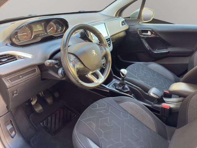 PEUGEOT 2008 usata, con Cruise Control