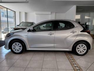 TOYOTA Yaris usata, con Airbag