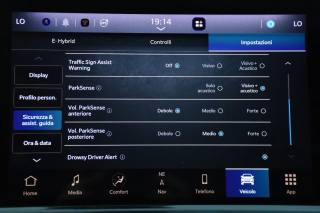 JEEP Compass usata, con Autoradio digitale