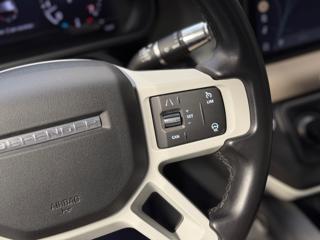 LAND ROVER Defender usata, con Luci diurne LED