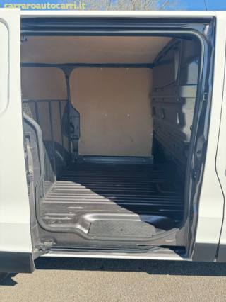 NISSAN NV300 usata 32