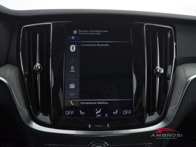 VOLVO V60 Cross Country usata 14
