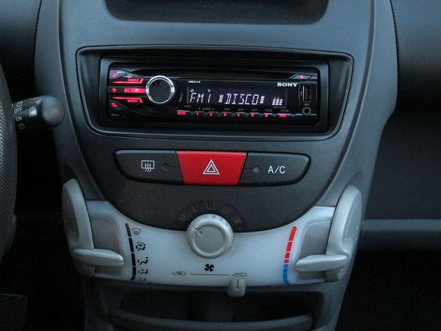 PEUGEOT 107 usata 36