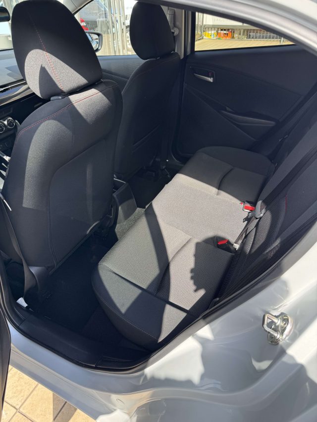 MAZDA 2 usata, con Sistema di navigazione