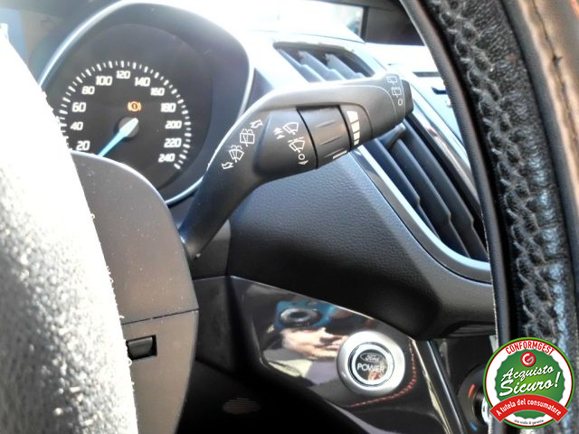 FORD Kuga usata, con Autoradio digitale