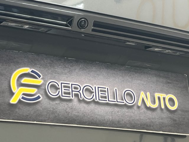 PEUGEOT 2008 usata, con Luci diurne LED