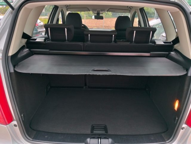 MERCEDES-BENZ A 160 usata, con Volante in pelle