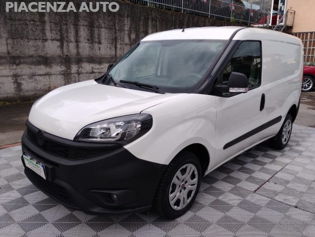 FIAT Doblo usata, con Alzacristalli elettrici