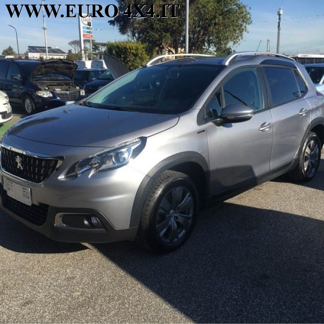 PEUGEOT 2008 usata, con Airbag