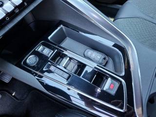 PEUGEOT 3008 usata 9