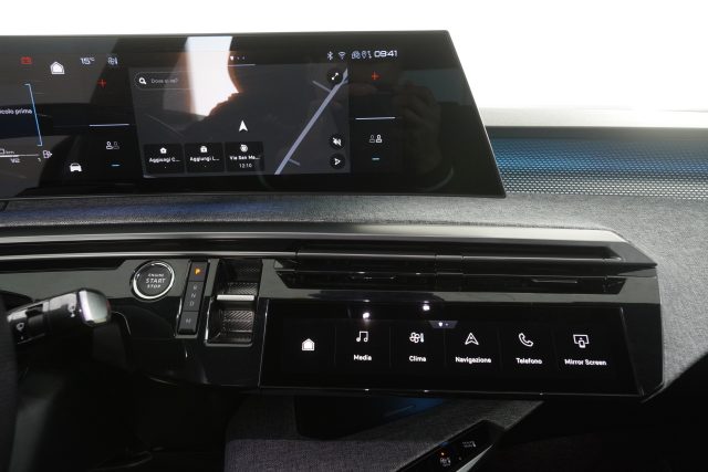 PEUGEOT 3008 usata 10