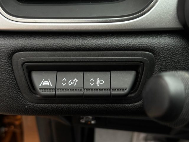 RENAULT Captur usata, con Controllo trazione