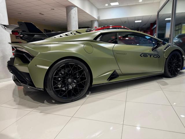 LAMBORGHINI Huracan usata 13