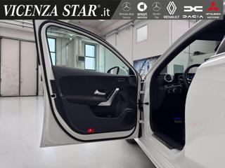 MERCEDES-BENZ A 180 usata, con Tettuccio apribile