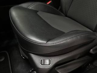 JEEP Compass usata, con Sensori di parcheggio posteriori