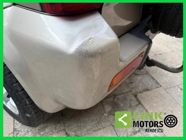 SUZUKI Jimny usata, con Autoradio