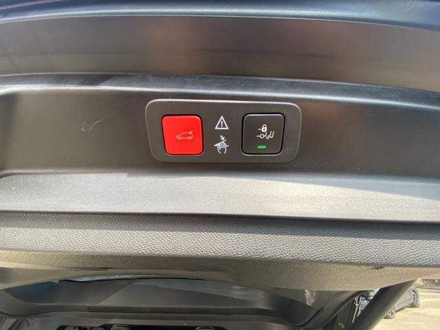 PEUGEOT 5008 usata 24