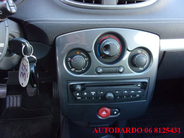 RENAULT Clio usata, con Sistema di navigazione