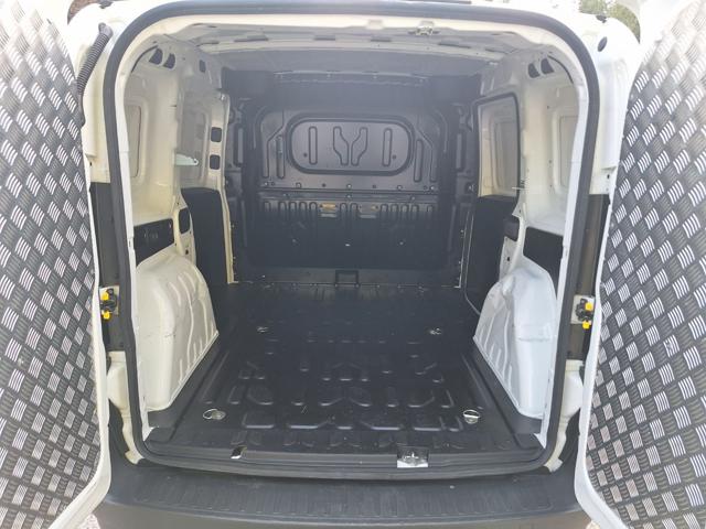 FIAT Doblo usata 16