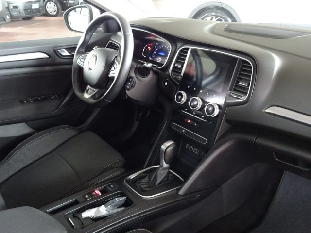 RENAULT Megane usata, con Climatizzatore