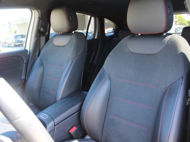 MERCEDES-BENZ GLA 200 usata, con Controllo trazione
