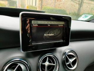 MERCEDES-BENZ A 180 usata, con Climatizzatore