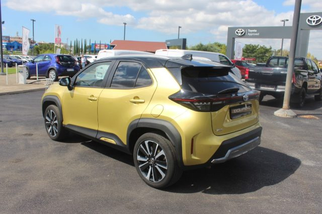 TOYOTA Yaris Cross usata, con Riconoscimento dei segnali stradali