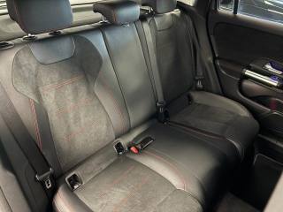 MERCEDES-BENZ GLA 180 usata, con Sistema di navigazione