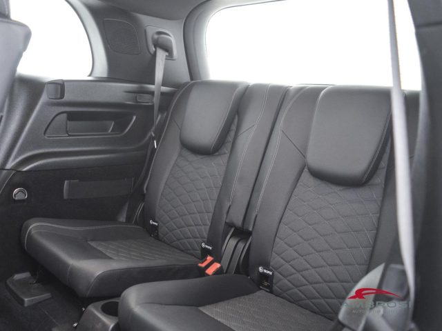 MERCEDES-BENZ GLB 200 usata 10